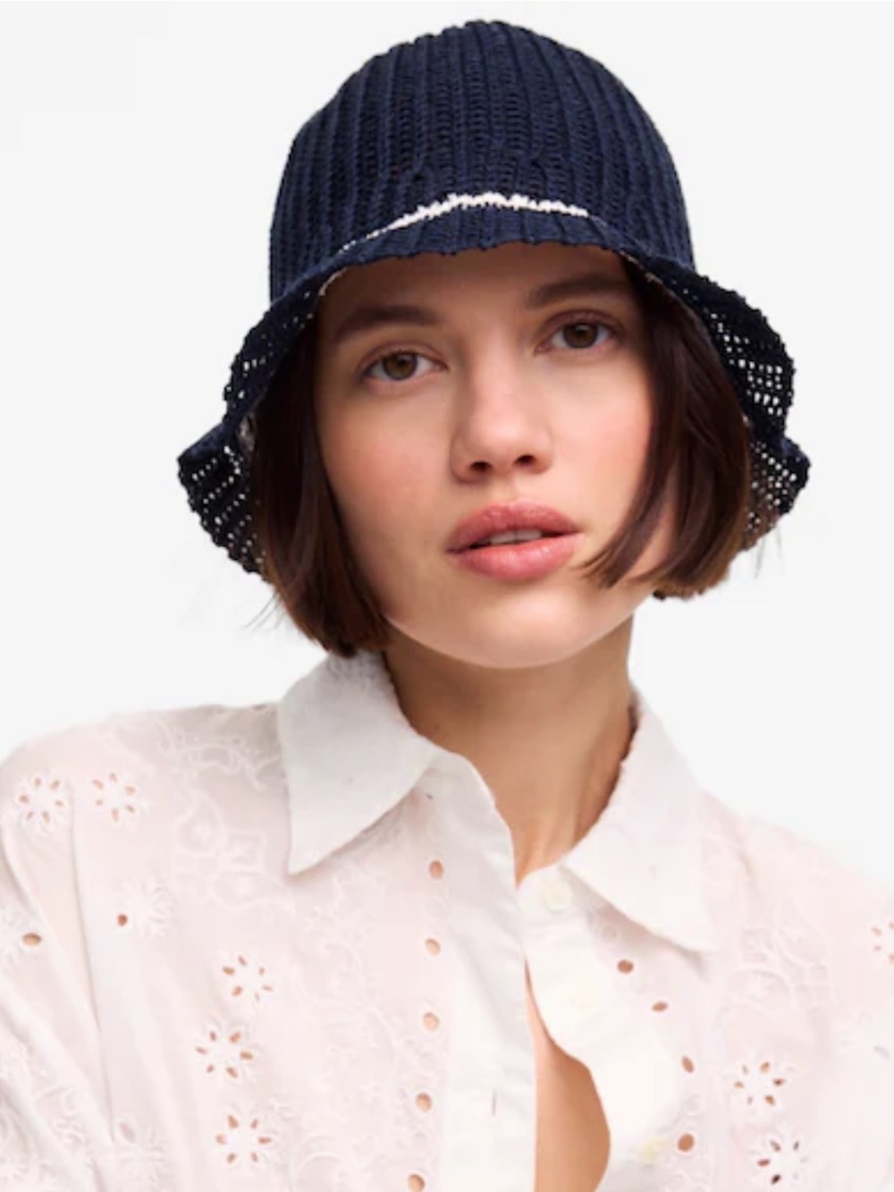 Madewell Crocheted Bucket Hat in dark navy preppy stripe coastal Nantucket